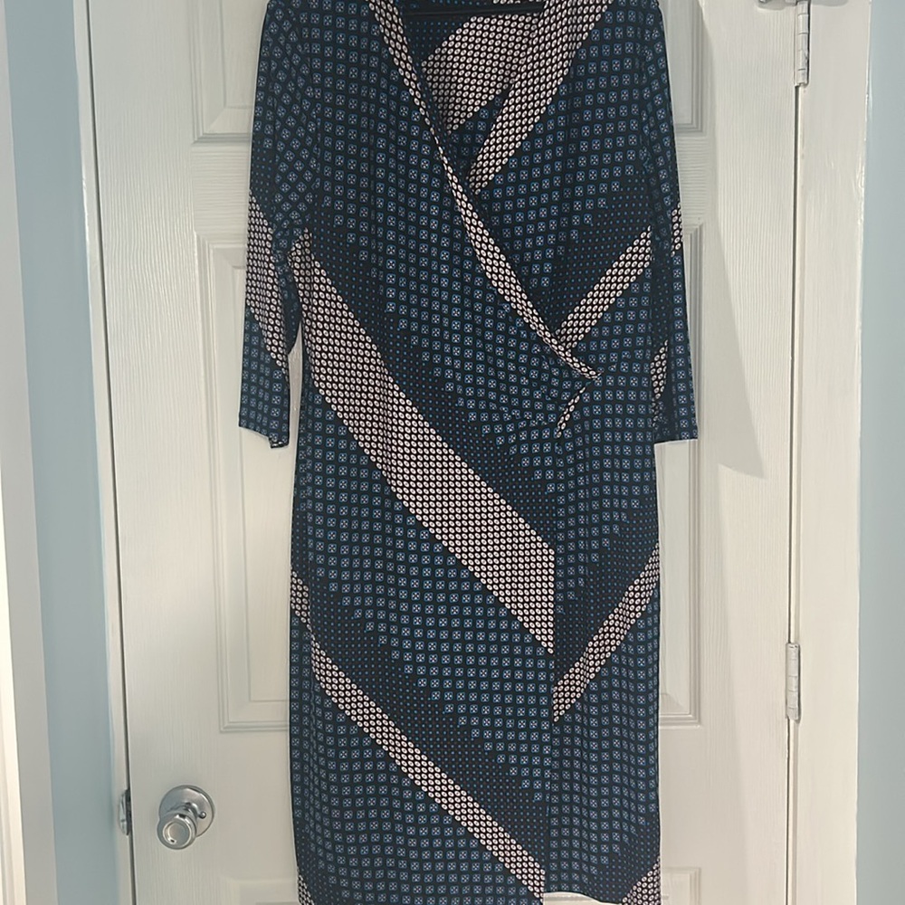 Chico's Blue Sheath Wrap Dress V-Neck 3/4 Sleeve Casual - Picture 7 of 11